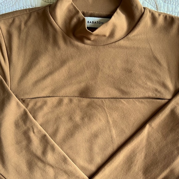 ARITZIA - Babaton - Varo Contour Mock-neck Cutout Bodysuit - Constant Camel - Picture 8 of 12